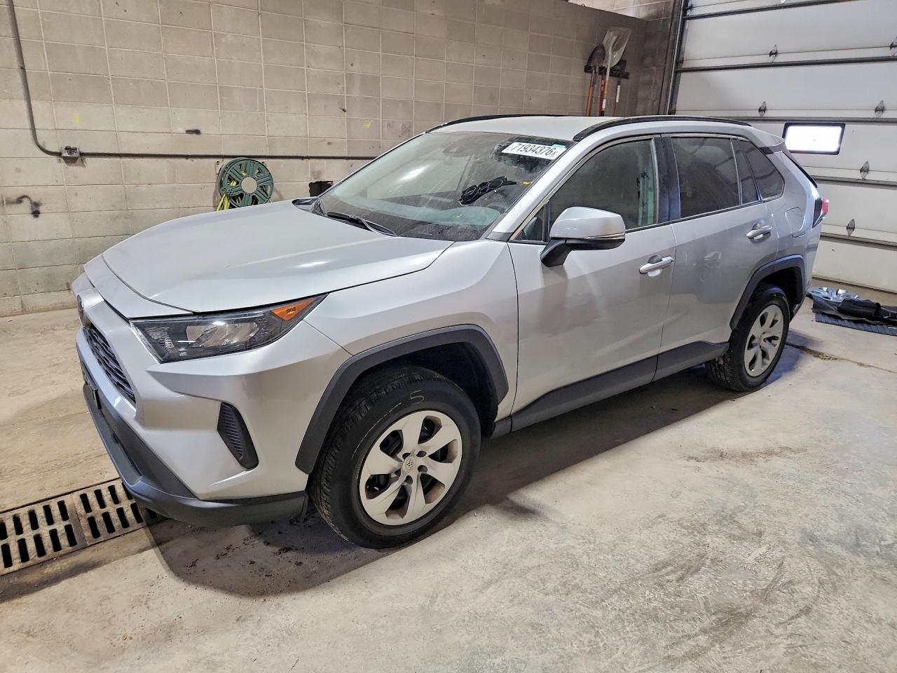 2019 TOYOTA RAV4 LE | 2T3G1RFV9KW056701 | UPCARS