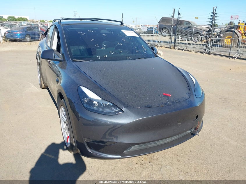 2024 TESLA MODEL Y LONG RANGE SINGLE MOTOR REAR-WHEEL DRIVE/RWD | 7SAYGDED9RF038314 | UPCARS