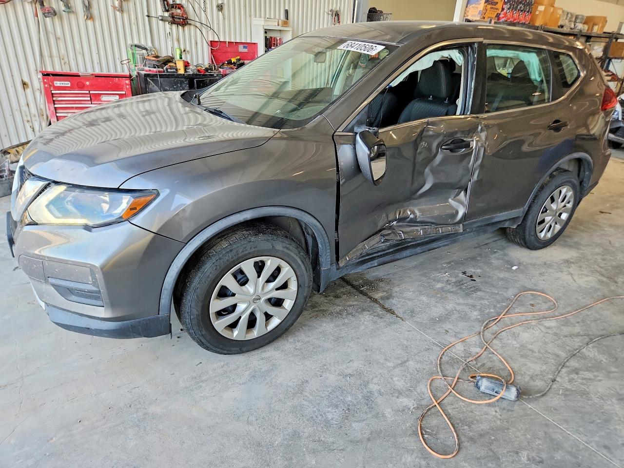 2018 NISSAN ROGUE S | KNMAT2MV7JP535946 | UPCARS