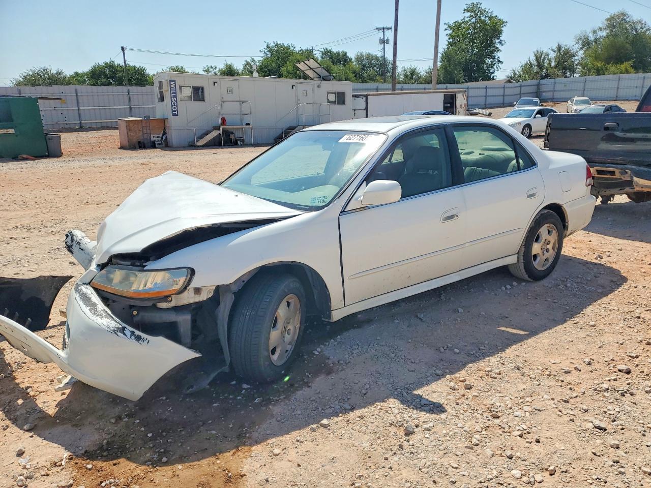 2002 HONDA ACCORD EX | 1HGCG16532A070818 | UPCARS