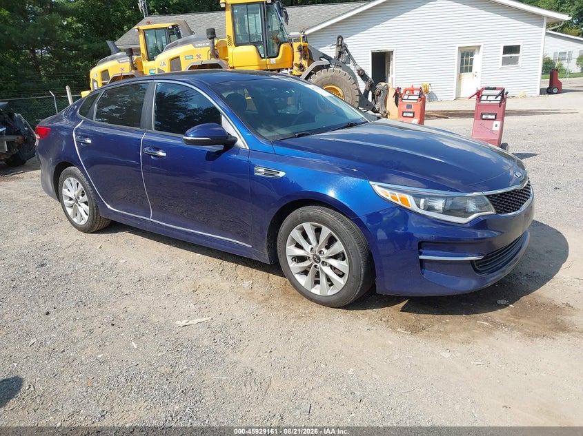 2018 KIA OPTIMA LX | 5XXGT4L34JG273235 | UPCARS