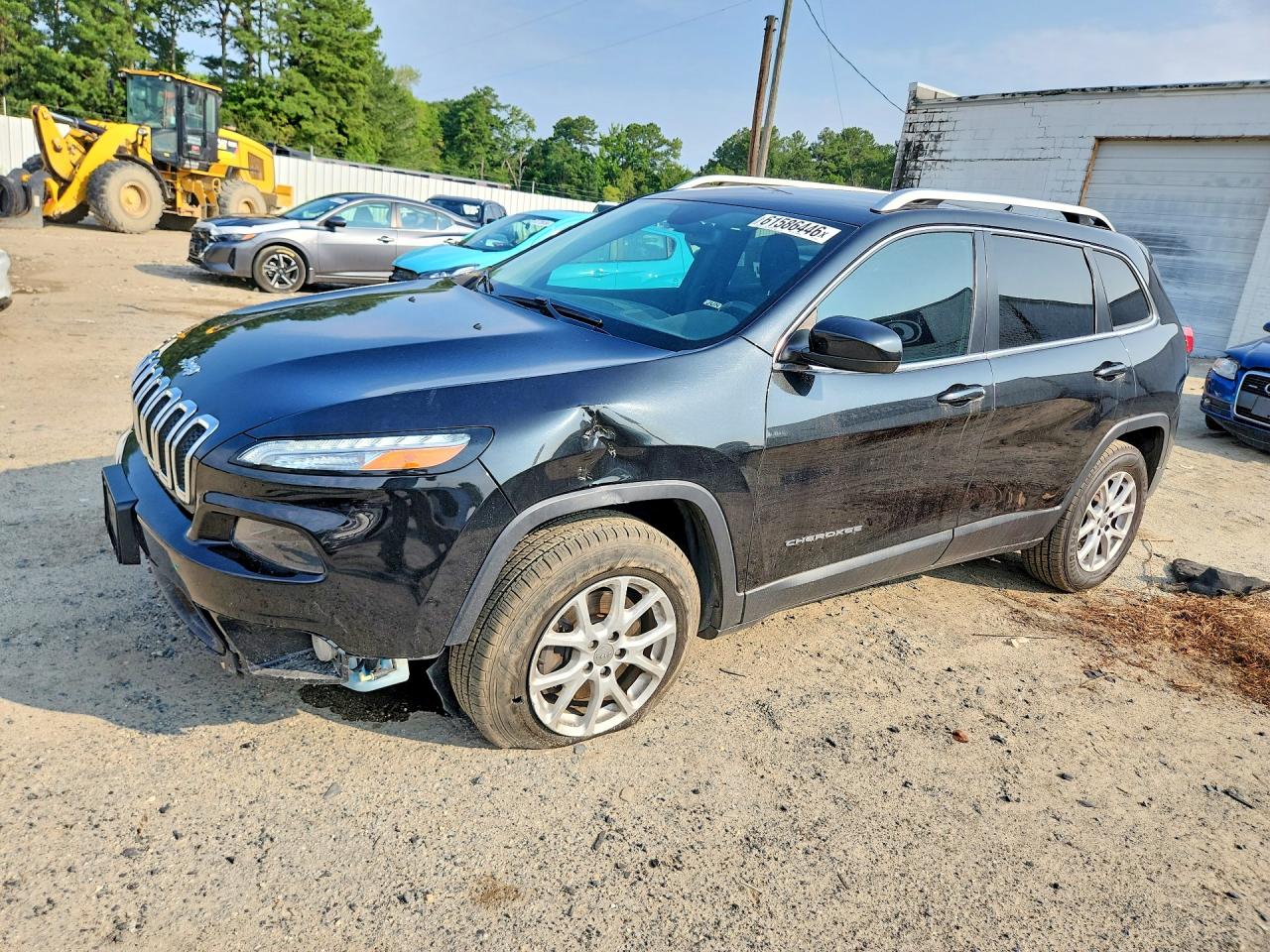 2015 JEEP CHEROKEE LATITUDE | 1C4PJMCB2FW576839 | UPCARS