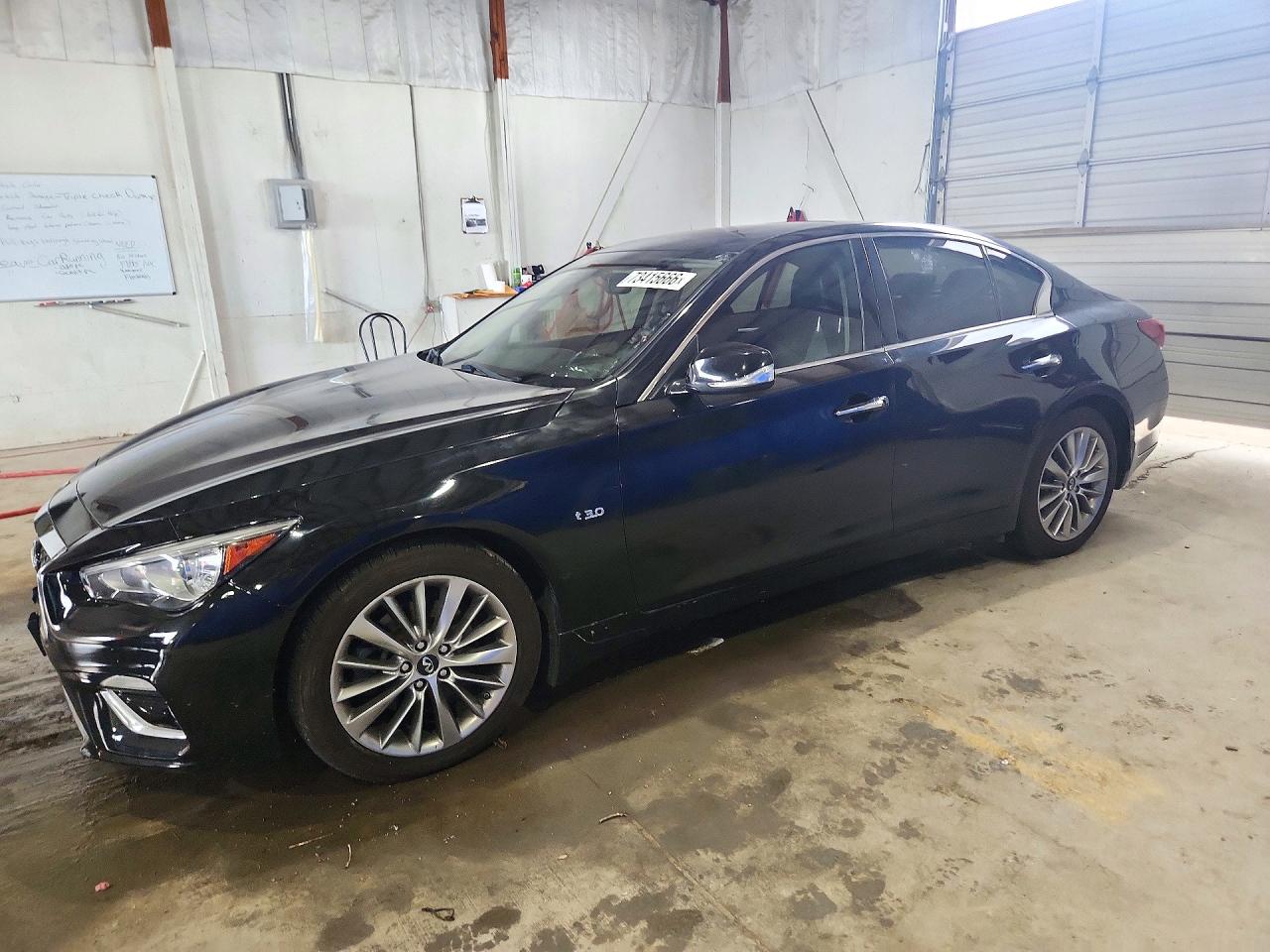 2018 INFINITI Q50 3.0T LUXE | JN1EV7AR6JM437026 | UPCARS