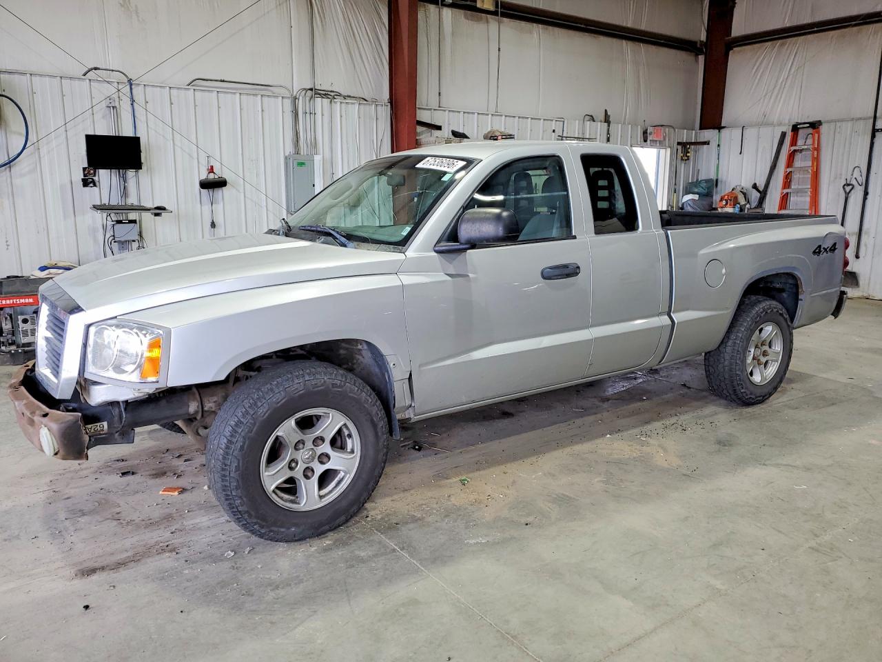 2005 DODGE DAKOTA SLT | 1D7HW42N05S315500 | UPCARS
