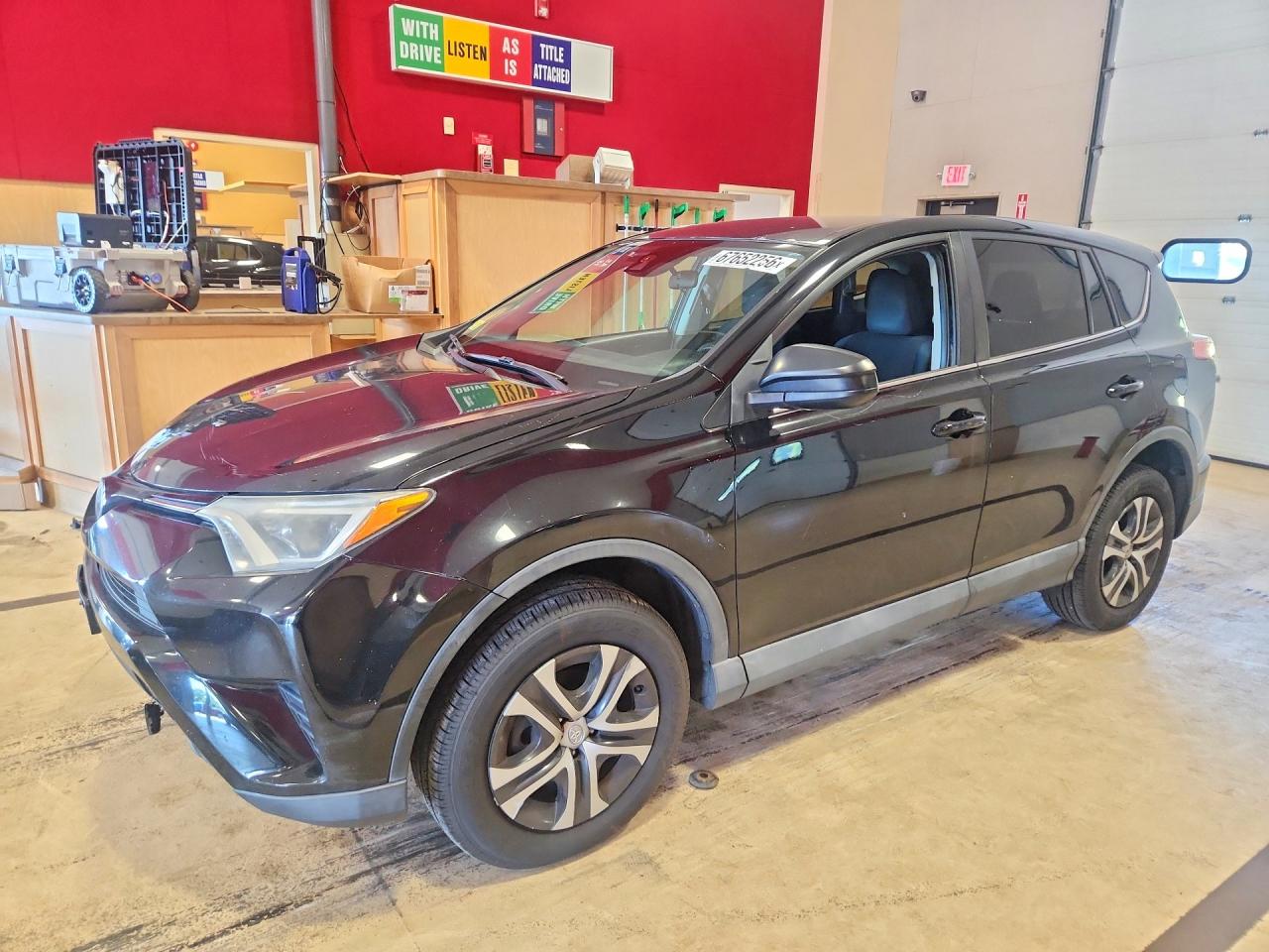 2018 TOYOTA RAV4 LE | 2T3BFREV4JW825875 | UPCARS