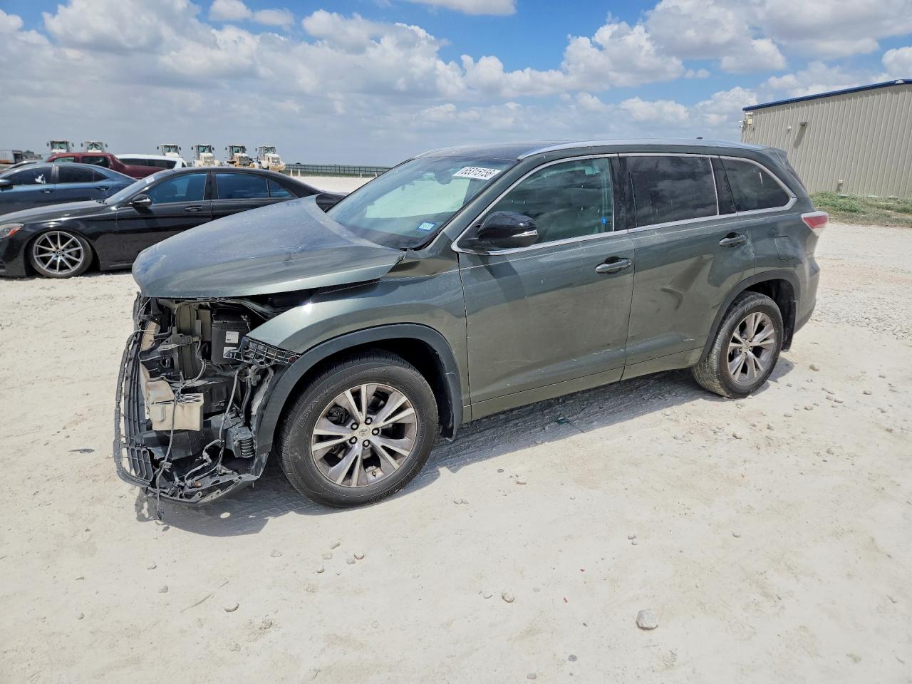 2015 TOYOTA HIGHLANDER XLE | 5TDJKRFHXFS120037 | UPCARS
