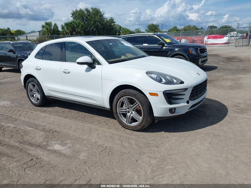 2015 PORSCHE MACAN S | WP1AB2A58FLB57804 | UPCARS