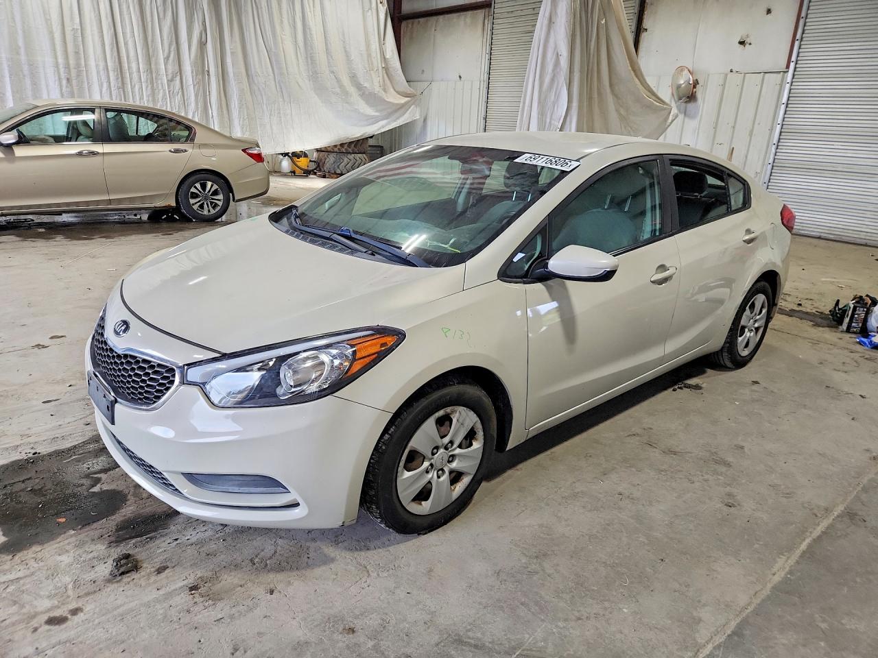 2015 KIA FORTE LX | KNAFK4A63F5311607 | UPCARS