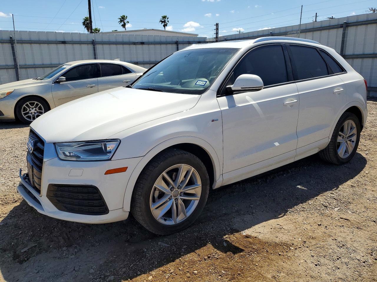 2018 AUDI Q3 PREMIUM | WA1BCCFS4JR002514 | UPCARS