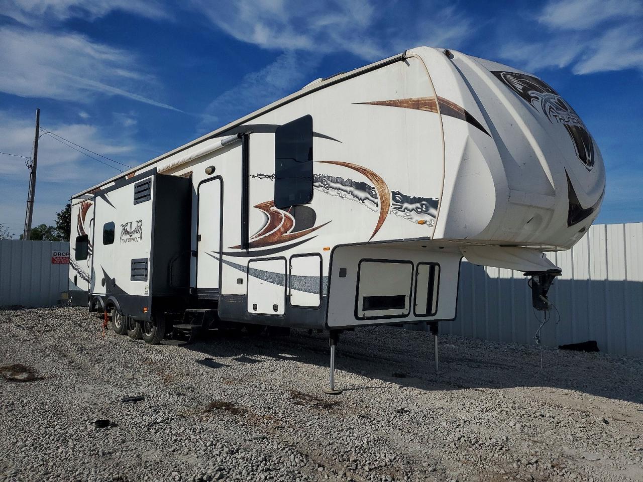 2014 FOREST RIVER XLR THUNDE FORESRIVER XLR | 4X4FXL833EF157526 | UPCARS