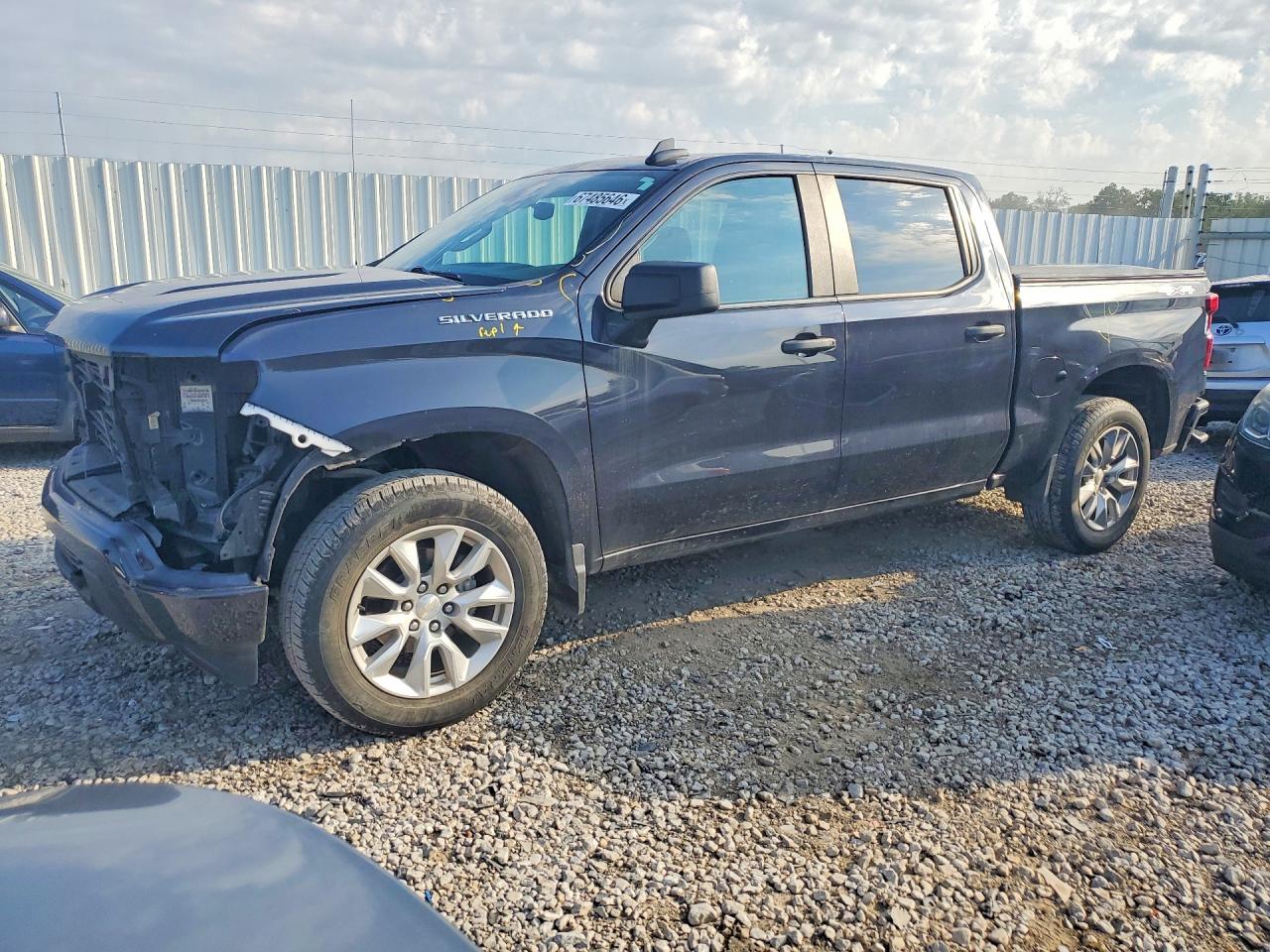 2022 CHEVROLET SILVERADO K1500 CUSTOM | 1GCPDBEK0NZ611898 | UPCARS