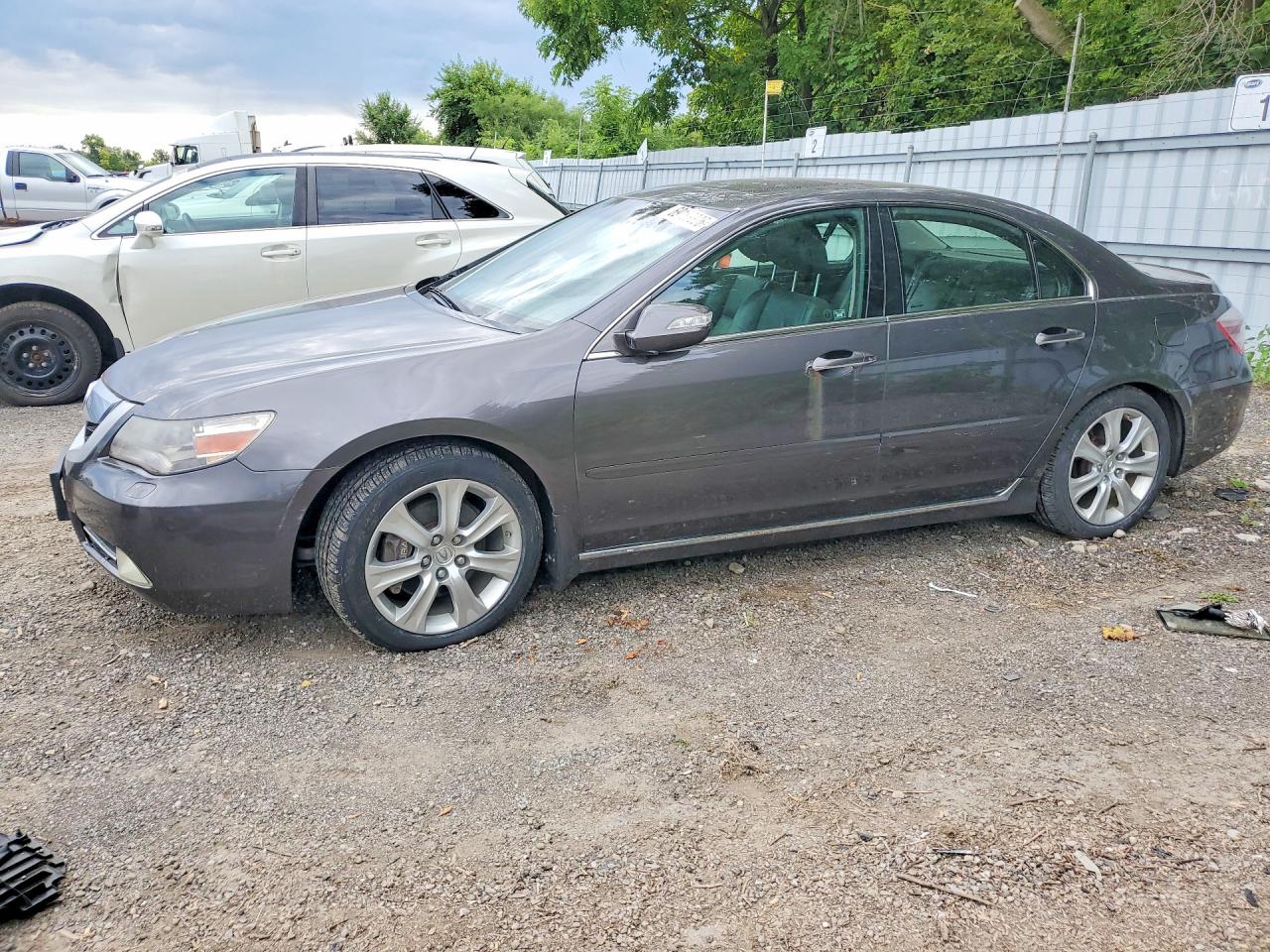 2010 ACURA RL | JH4KB2F36AC800090 | UPCARS
