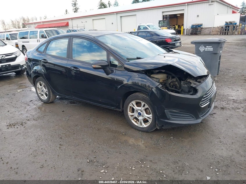 2015 FORD FIESTA SE | 3FADP4BJ4FM126156 | UPCARS