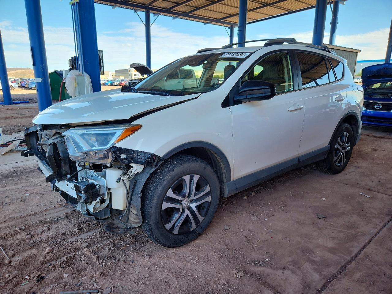 2018 TOYOTA RAV4 LE | JTMBFREVXJJ212271 | UPCARS
