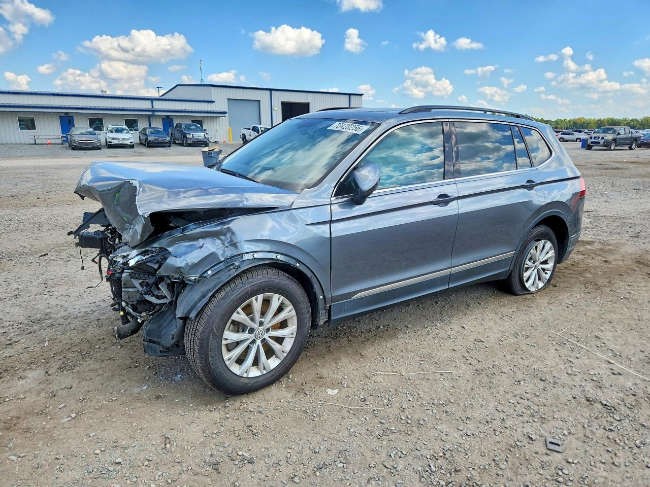 2018 VOLKSWAGEN TIGUAN SE | 3VV3B7AX7JM155981 | UPCARS