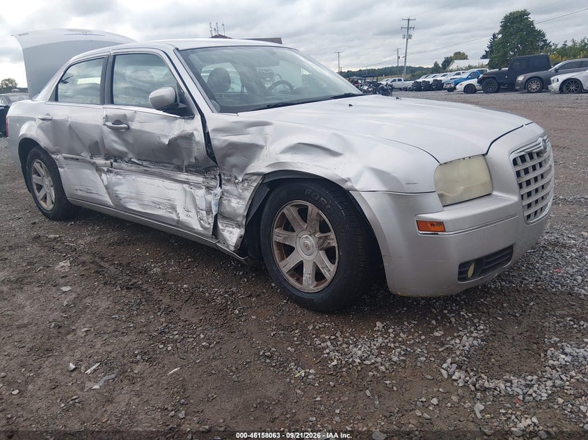 2005 CHRYSLER 300 TOURING | 2C3JA53G35H108983 | UPCARS