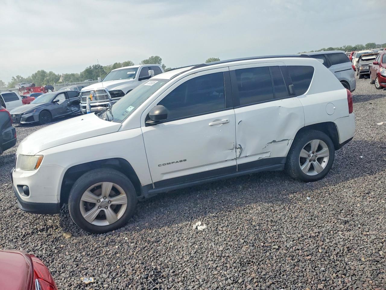 2016 JEEP COMPAS SPORT | 1C4NJCBA1GD553544 | UPCARS