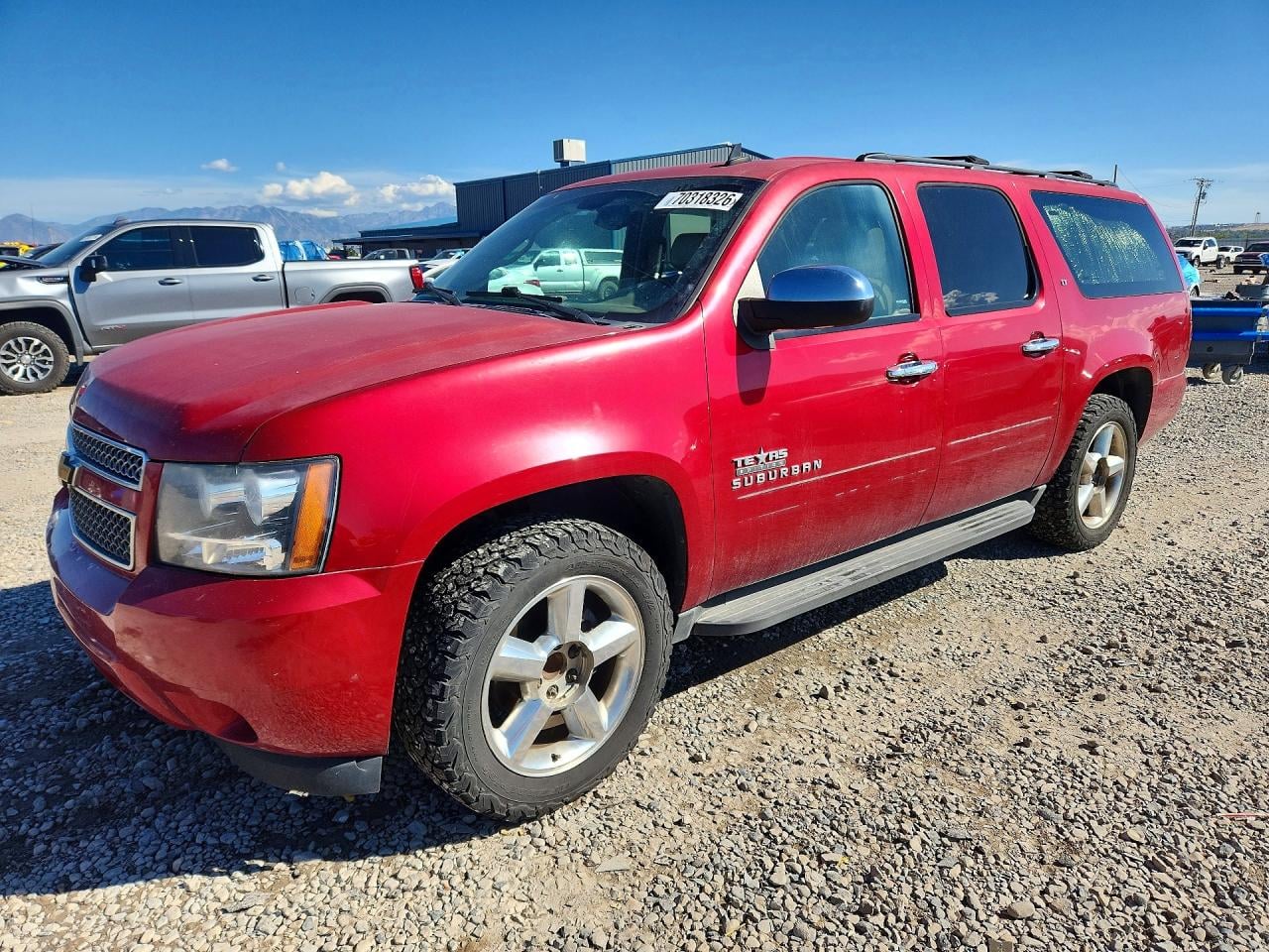 2013 CHEVROLET SUBURBAN C1500 LT | 1GNSCJE08DR345977 | UPCARS