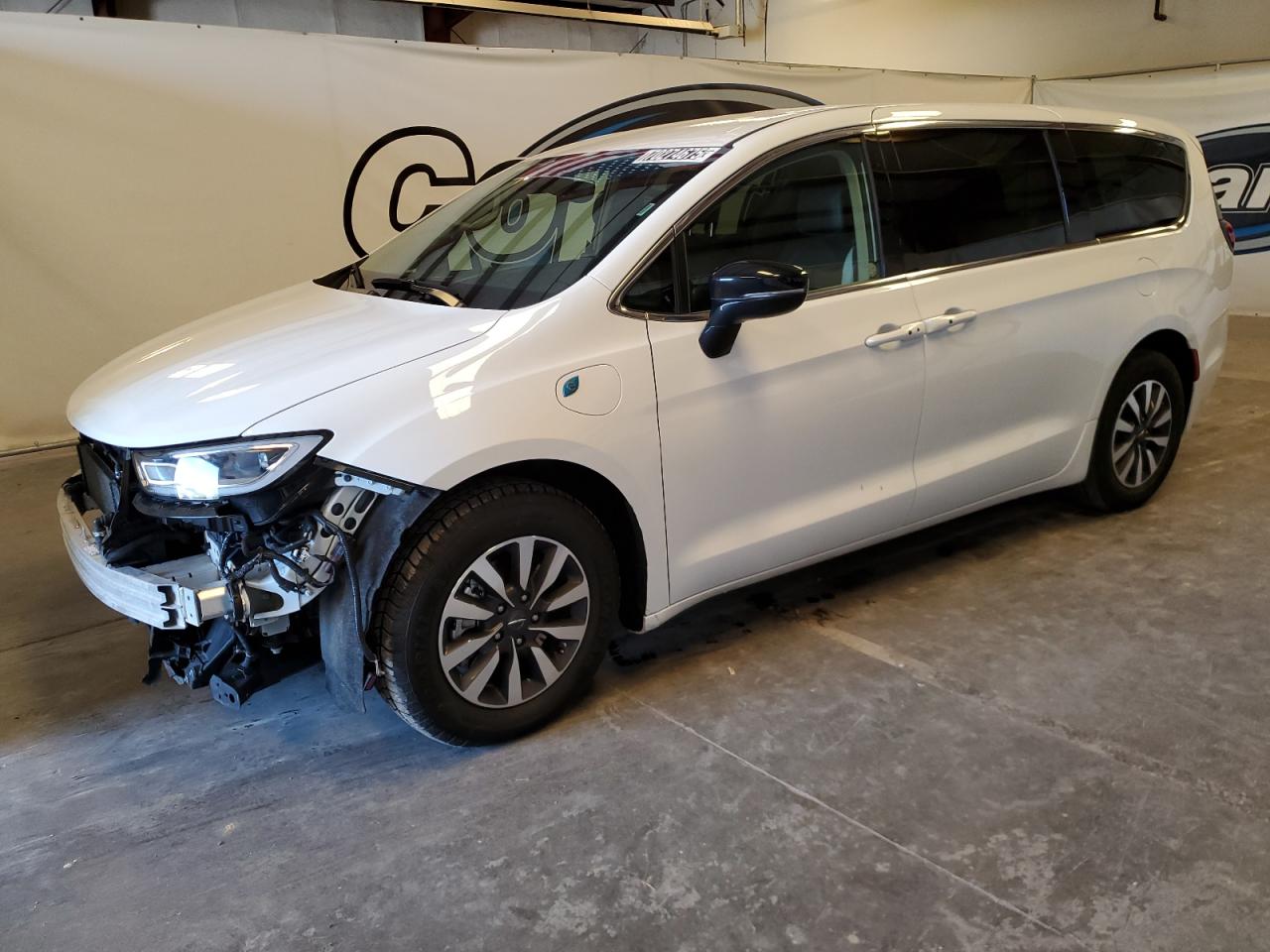 2024 CHRYSLER PACIFICA HYBRID SELECT | 2C4RC1S76RR117745 | UPCARS