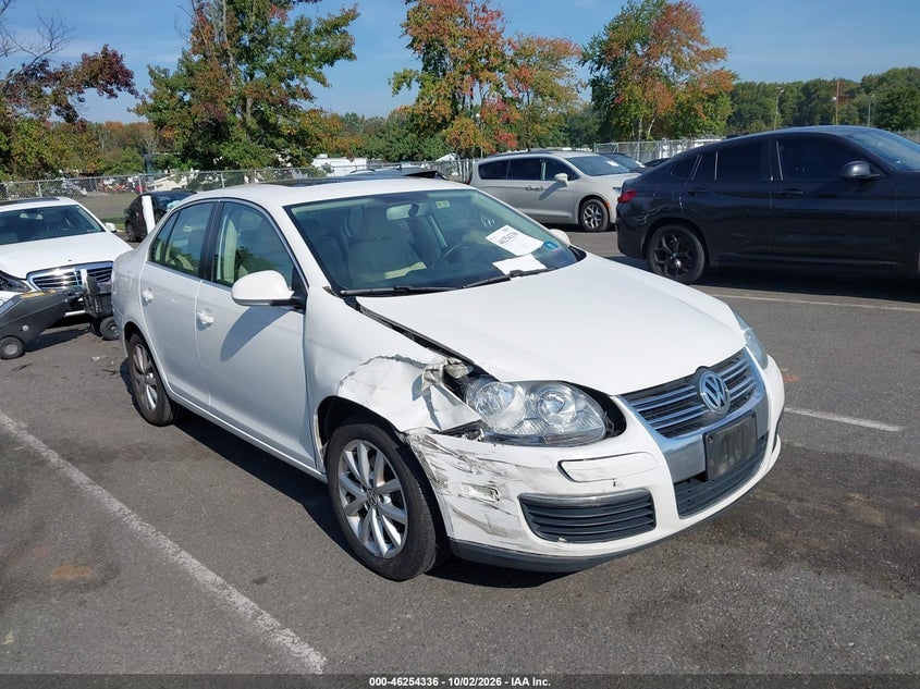 2010 VOLKSWAGEN JETTA SE | 3VWRX7AJ6AM033809 | UPCARS