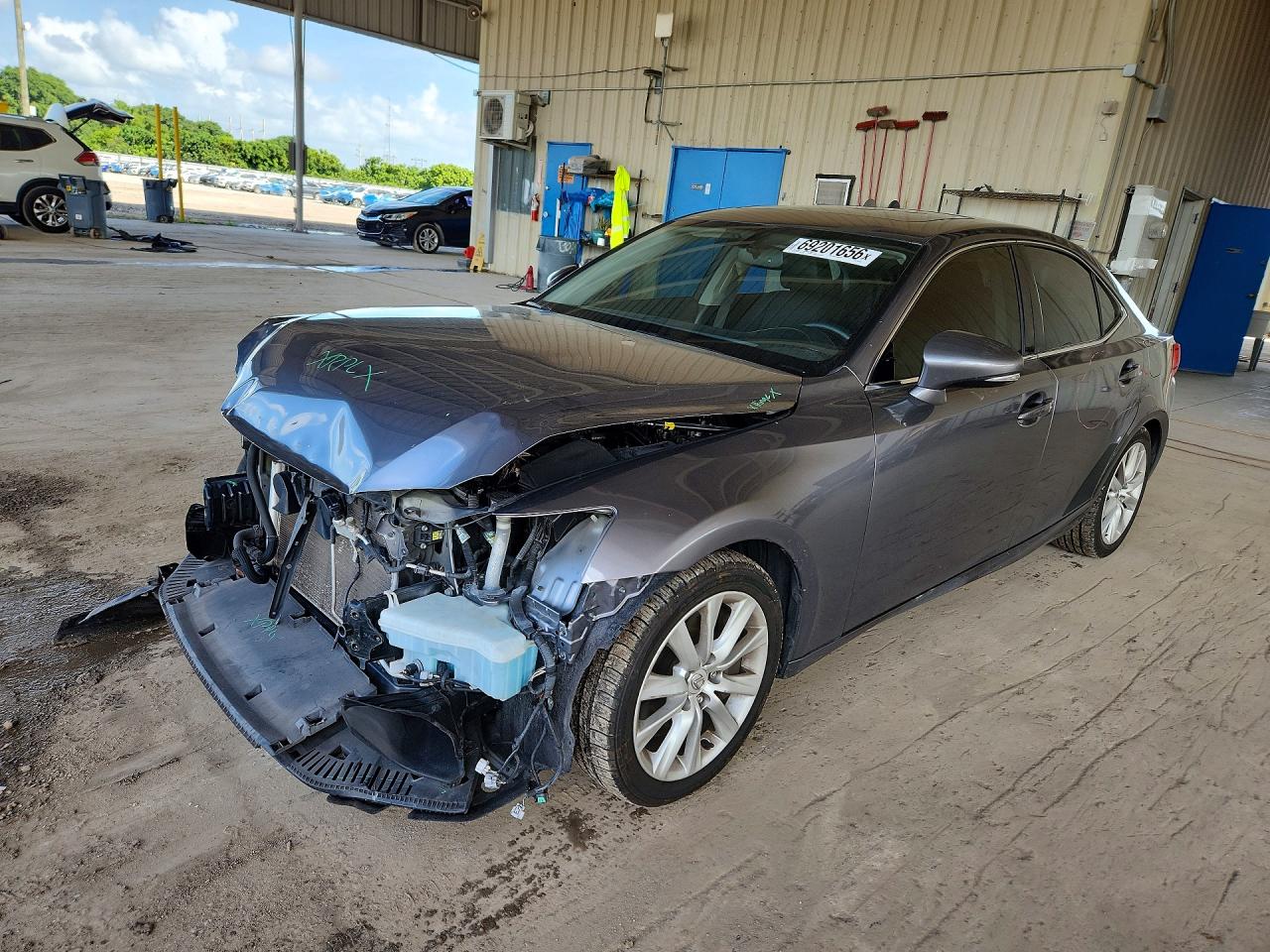2016 LEXUS IS 200T | JTHBA1D20G5001233 | UPCARS