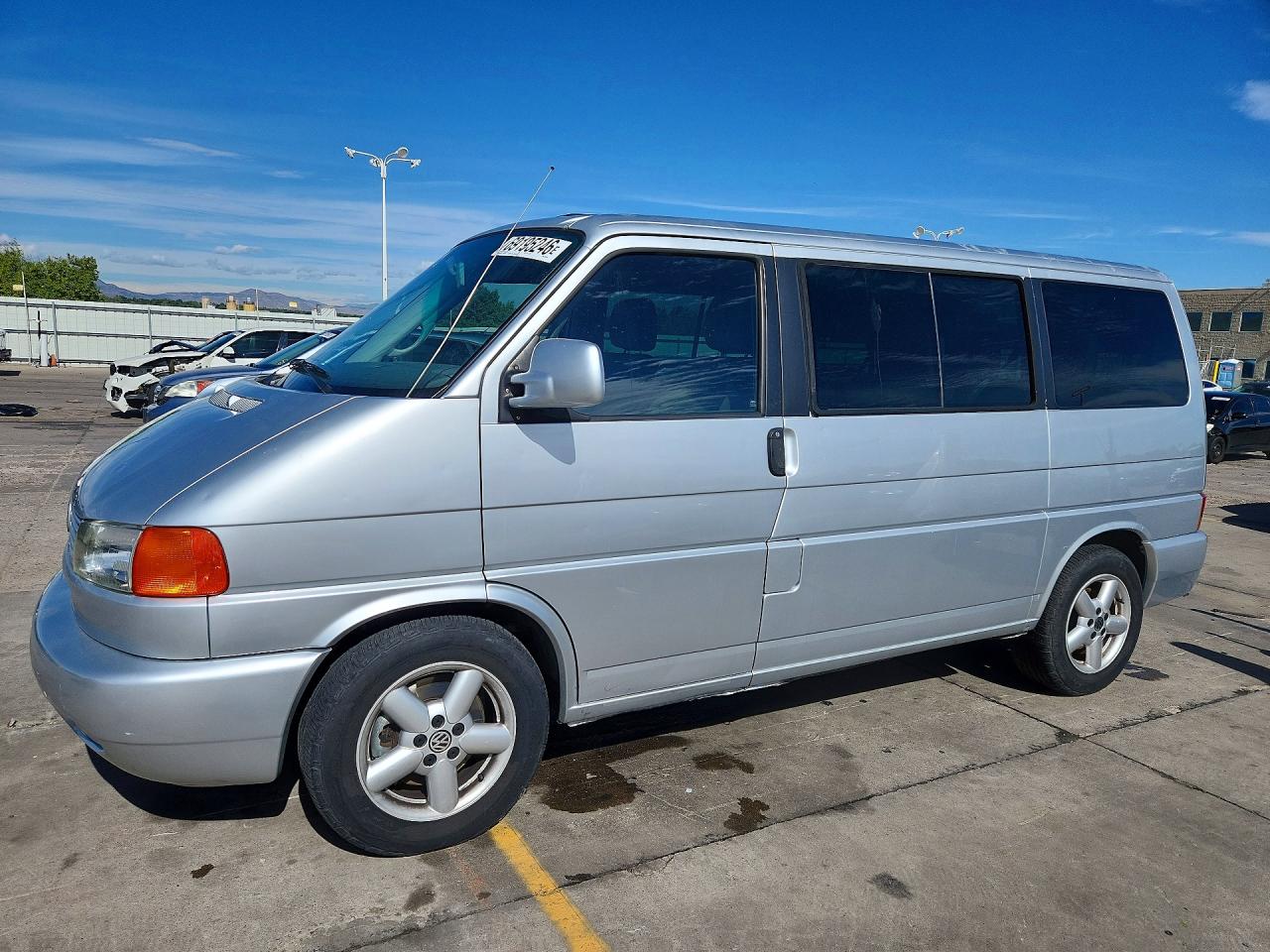 2003 VOLKSWAGEN EUROVAN GLS | WV2KB47033H031590 | UPCARS