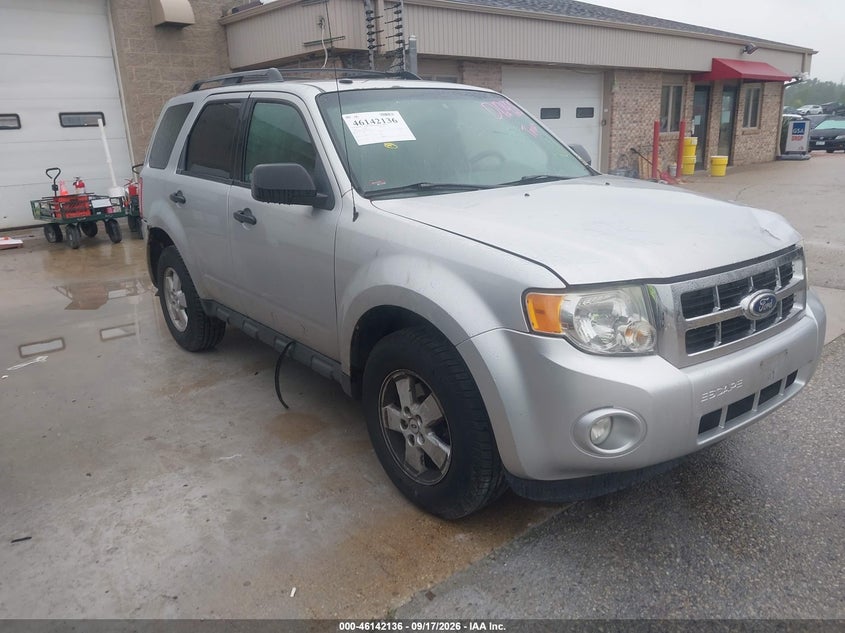 2010 FORD ESCAPE XLT | 1FMCU0D74AKD12428 | UPCARS