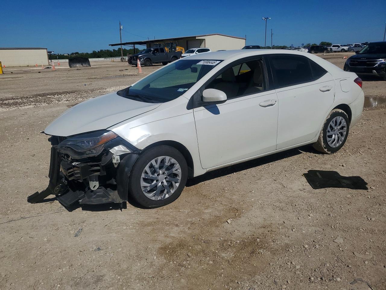 2018 TOYOTA COROLLA LE | 5YFBURHE6JP741598 | UPCARS