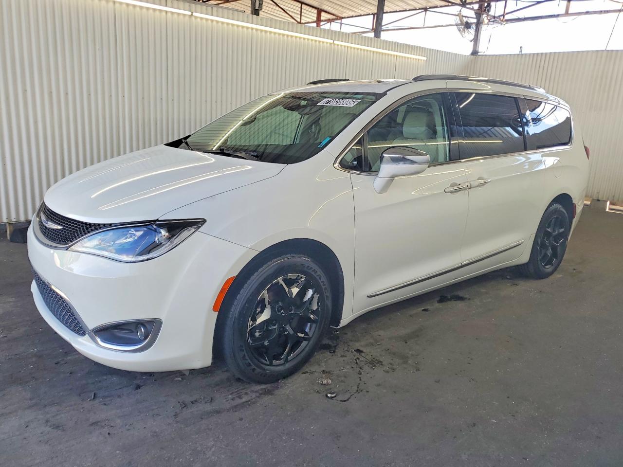 2020 CHRYSLER PACIFICA LIMITED | 2C4RC1GG0LR130751 | UPCARS