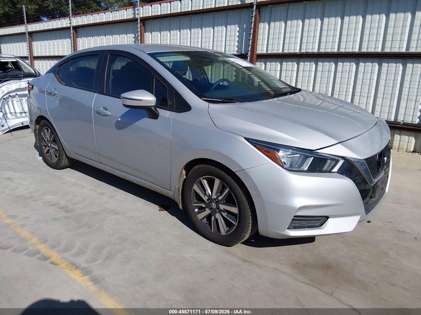 2020 NISSAN VERSA SV XTRONIC CVT | 3N1CN8EV1LL801628 | UPCARS