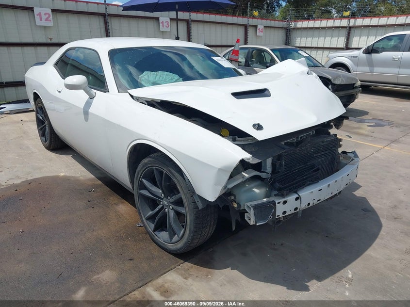 2018 DODGE CHALLENGER SXT PLUS | 2C3CDZAG6JH216986 | UPCARS