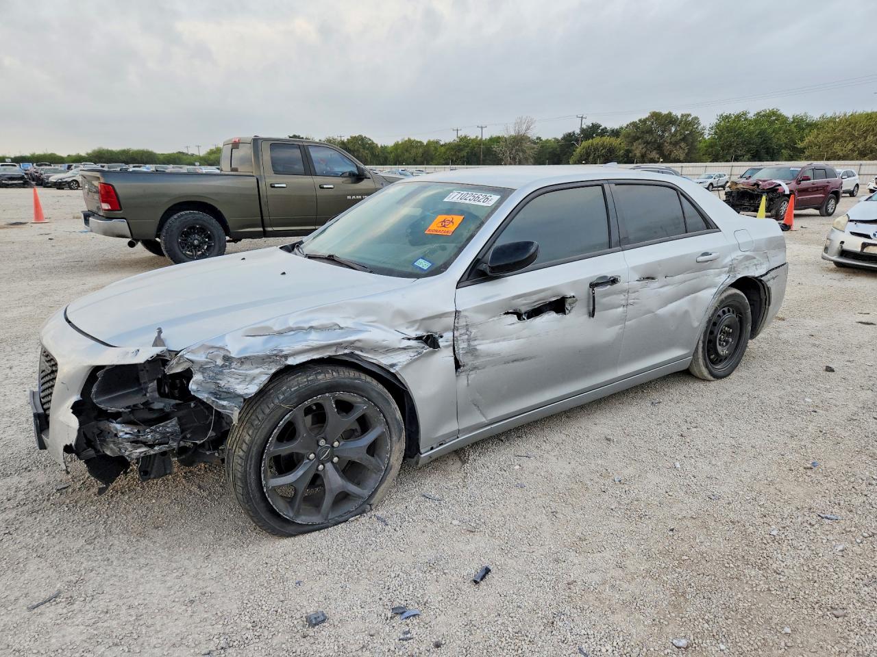 2021 CHRYSLER 300 TOURING | 2C3CCAAG9MH512075 | UPCARS