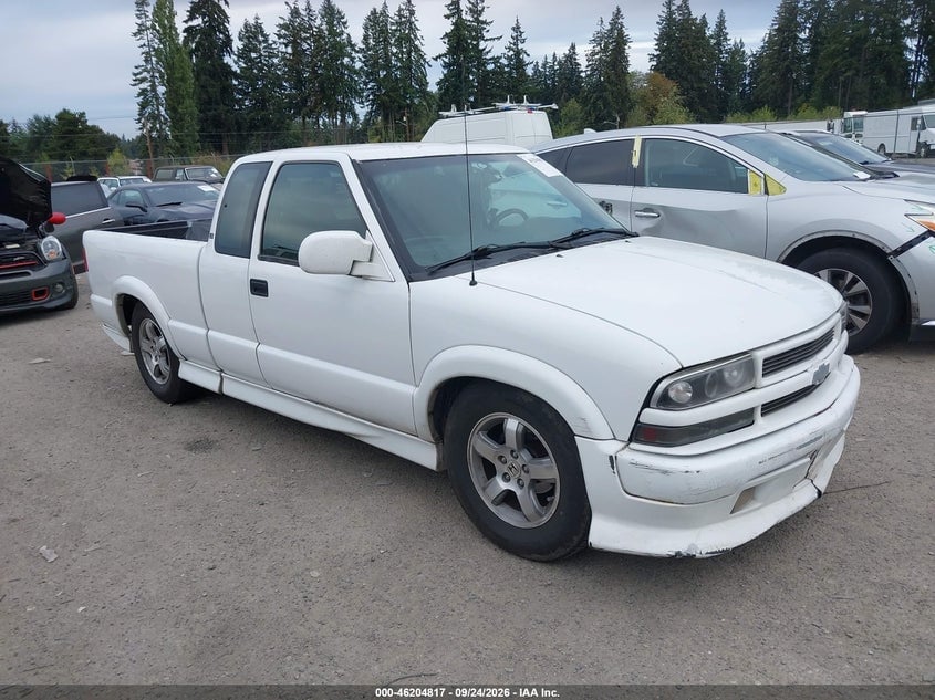 2001 CHEVROLET S-10 LS | 1GCCS19W318135013 | UPCARS