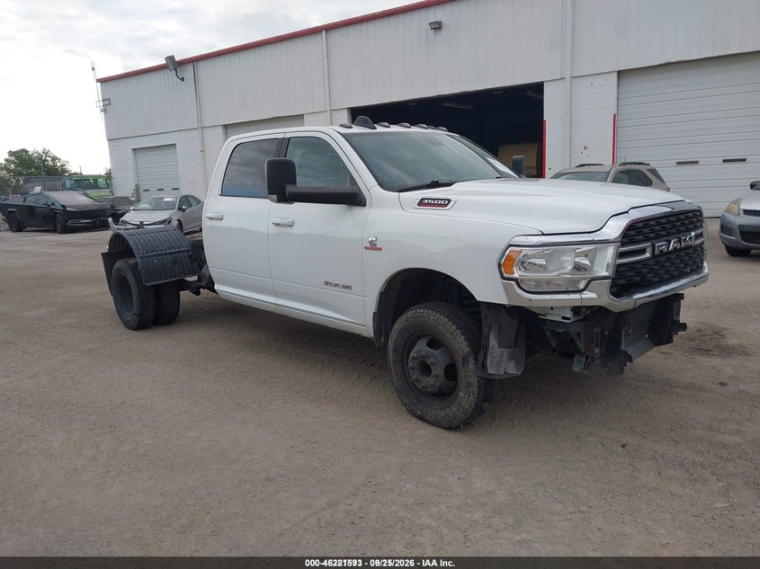 2022 RAM 3500 BIG HORN  4X4 8' BOX | 3C63RRHLXNG276668 | UPCARS