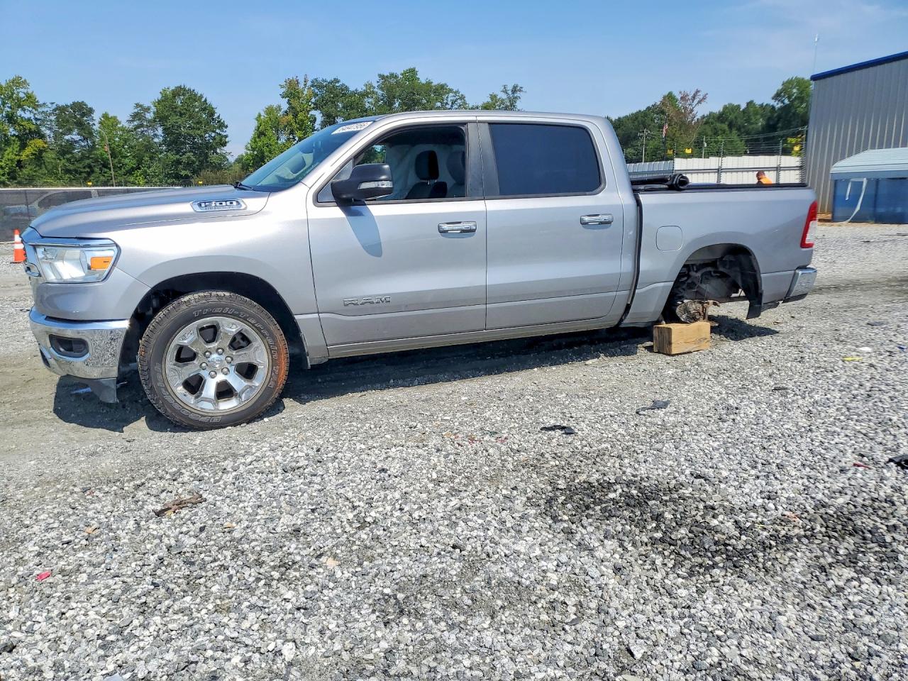 2019 RAM 1500 BIG HORN/LONE STAR | 1C6SRFFT5KN690215 | UPCARS