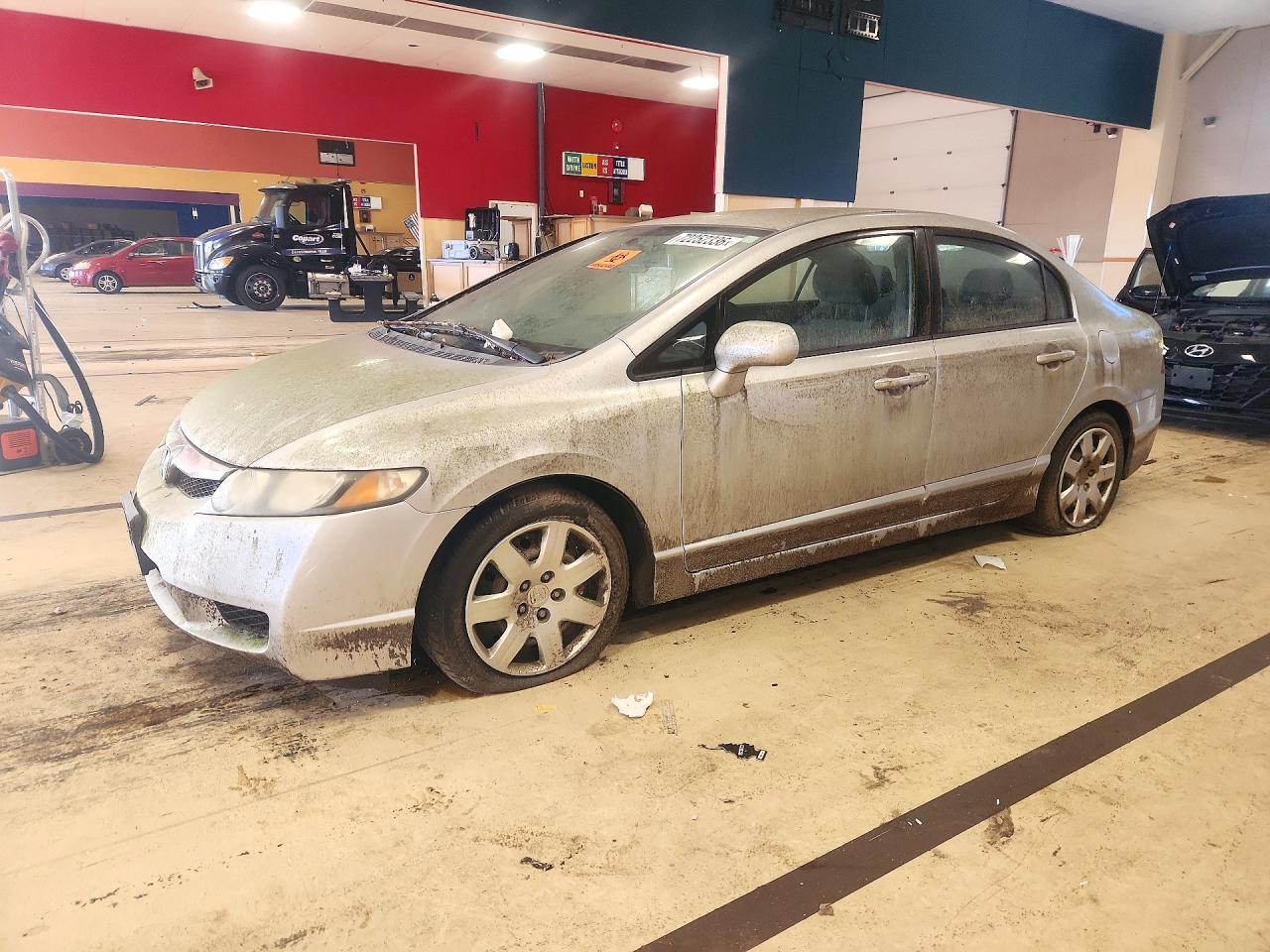 2010 HONDA CIVIC LX | 2HGFA1F50AH570904 | UPCARS
