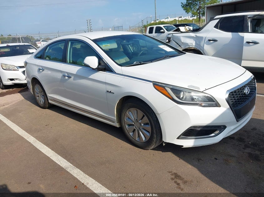 2016 HYUNDAI SONATA HYBRID SE | KMHE24L11GA038154 | UPCARS