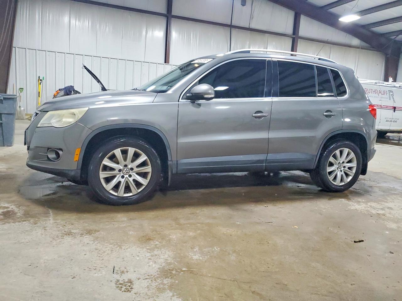 2009 VOLKSWAGEN TIGUAN SE | WVGBV95N39W522968 | UPCARS