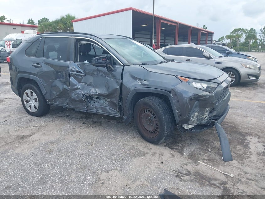 2020 TOYOTA RAV4 LE | JTMH1RFV2LD045915 | UPCARS