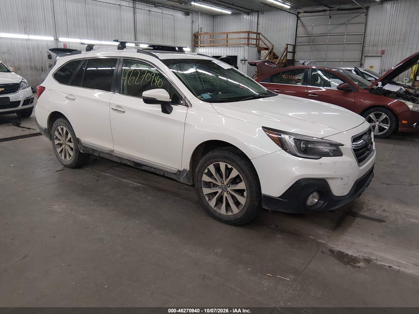 2018 SUBARU OUTBACK 3.6R TOURING | 4S4BSETC3J3234599 | UPCARS