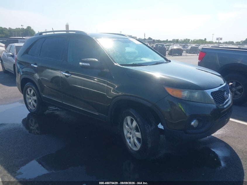 2011 KIA SORENTO LX | 5XYKT3A13BG106075 | UPCARS