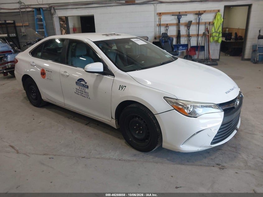 2015 TOYOTA CAMRY LE | 4T1BF1FK3FU890741 | UPCARS