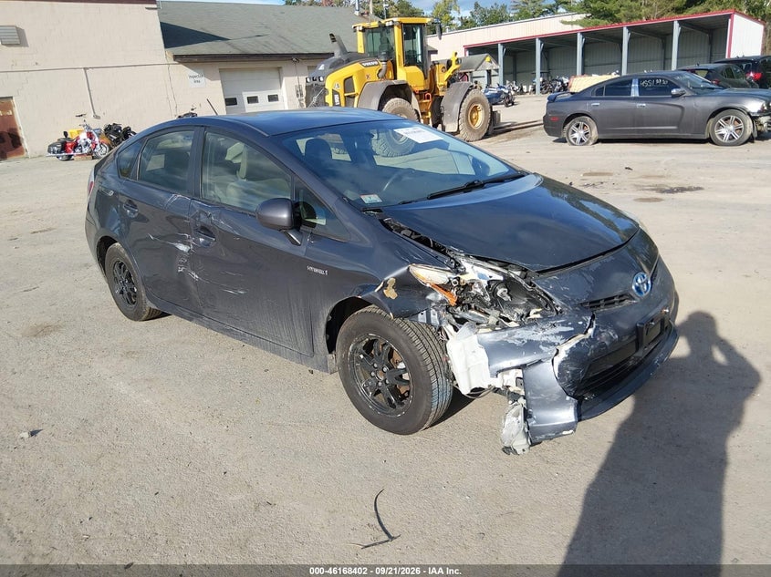 2013 TOYOTA PRIUS TWO | JTDKN3DU0D1635597 | UPCARS