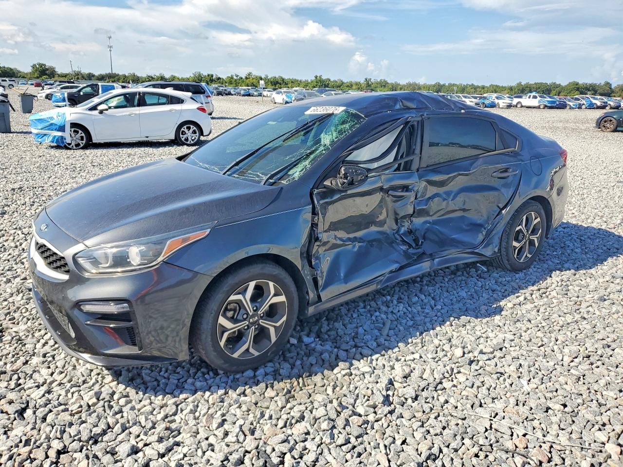 2019 KIA FORTE LXS | 3KPF24AD2KE052334 | UPCARS