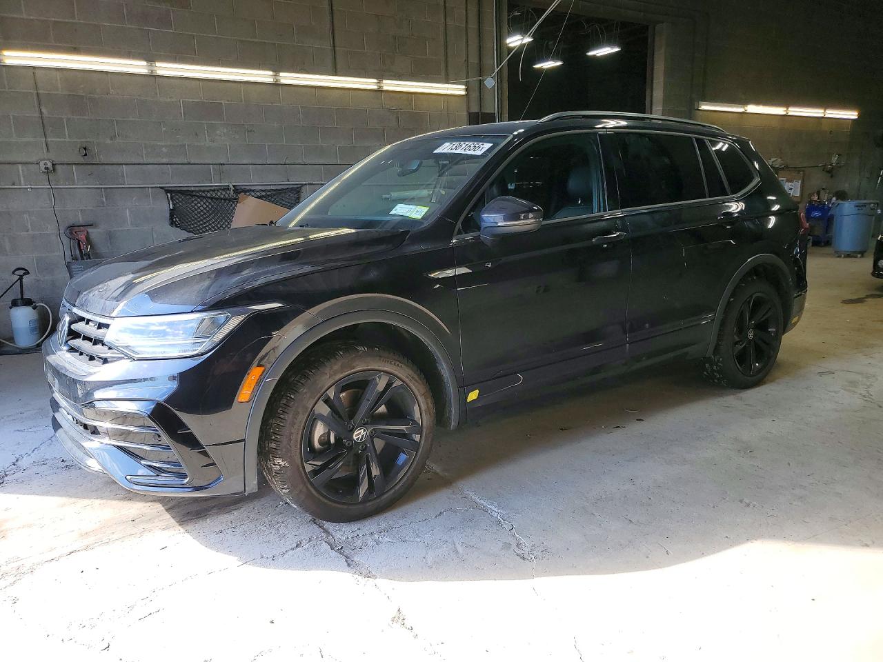 2024 VOLKSWAGEN TIGUAN SE R-LINE BLACK | 3VV8B7AXXRM182271 | UPCARS