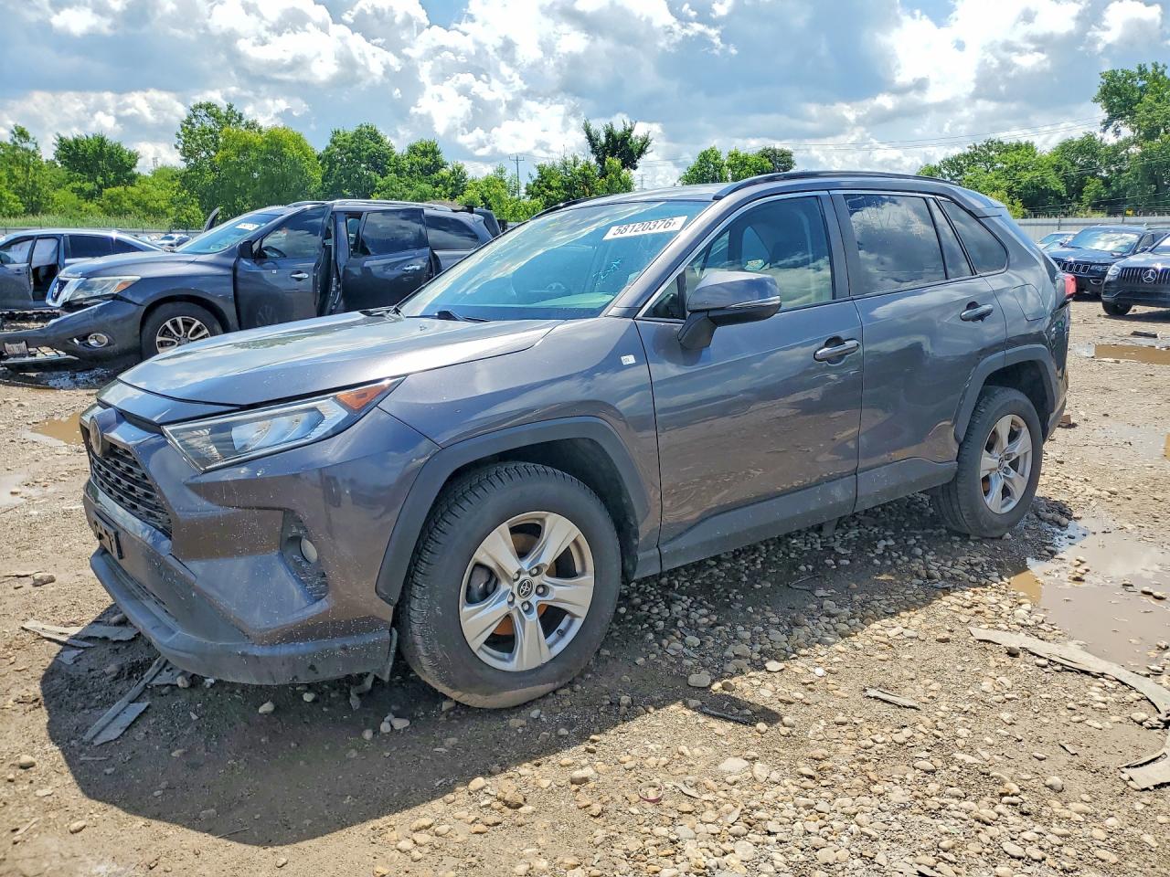 2019 TOYOTA RAV4 XLE | JTMP1RFV3KJ005743 | UPCARS