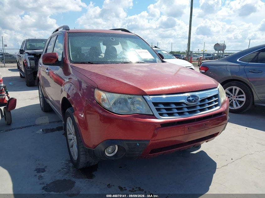 2013 SUBARU FORESTER 2.5X LIMITED | JF2SHAEC4DH403658 | UPCARS