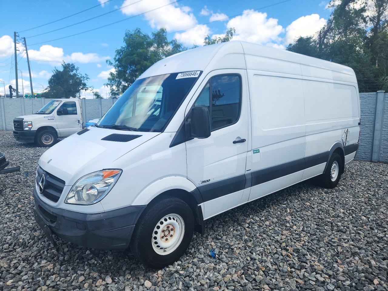 2012 MERCEDES-BENZ SPRINTER 2500 | WD3PE8CB0C5704129 | UPCARS