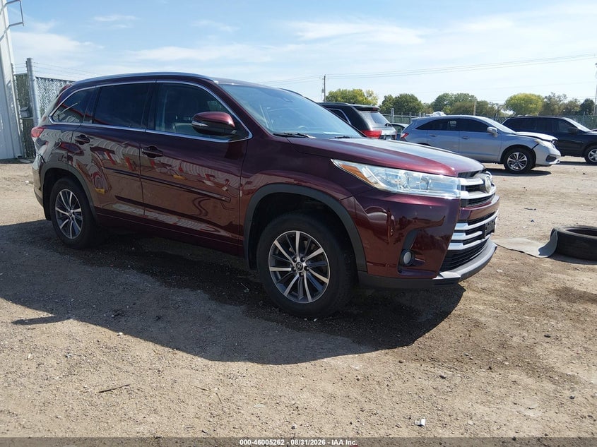 2017 TOYOTA HIGHLANDER XLE | 5TDJZRFH6HS413903 | UPCARS