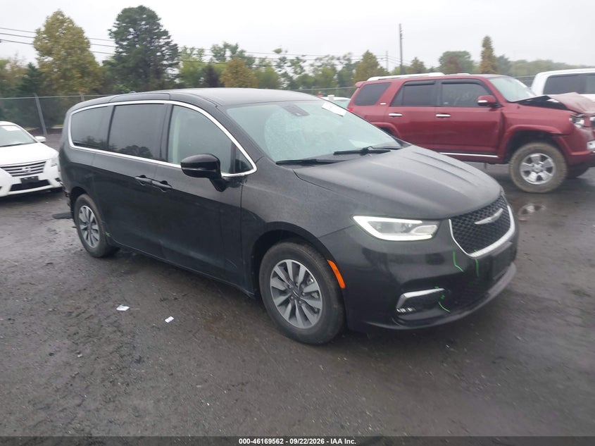2024 CHRYSLER PACIFICA HYBRID SELECT | 2C4RC1S7XRR104187 | UPCARS